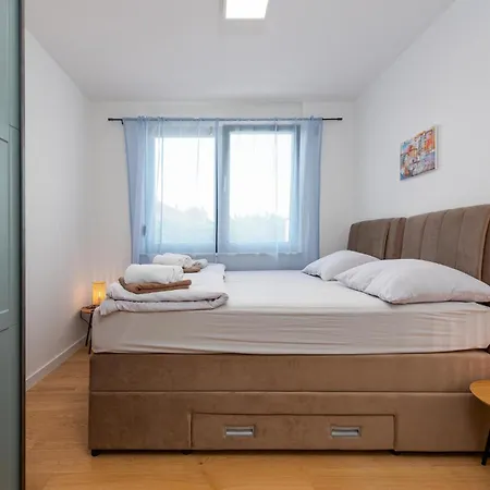 2 Bedroom Gorgeous In