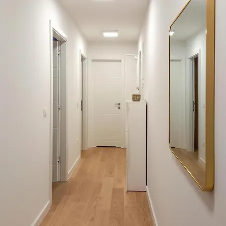 Appartement 2 Bedroom Gorgeous In *