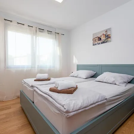 Appartement 2 Bedroom Gorgeous In *